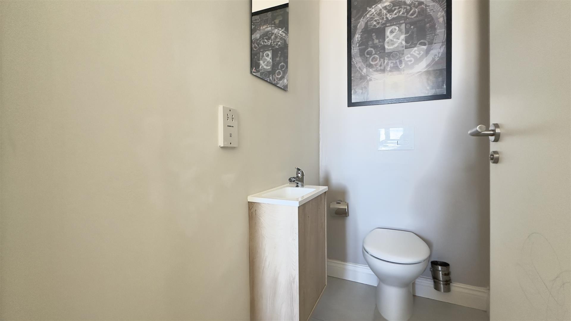 Image of Apartment - 3 Bedrooms - 1 Bathrooms for Sale in Hassan Centenary Terraces-Gibraltar, Image 10